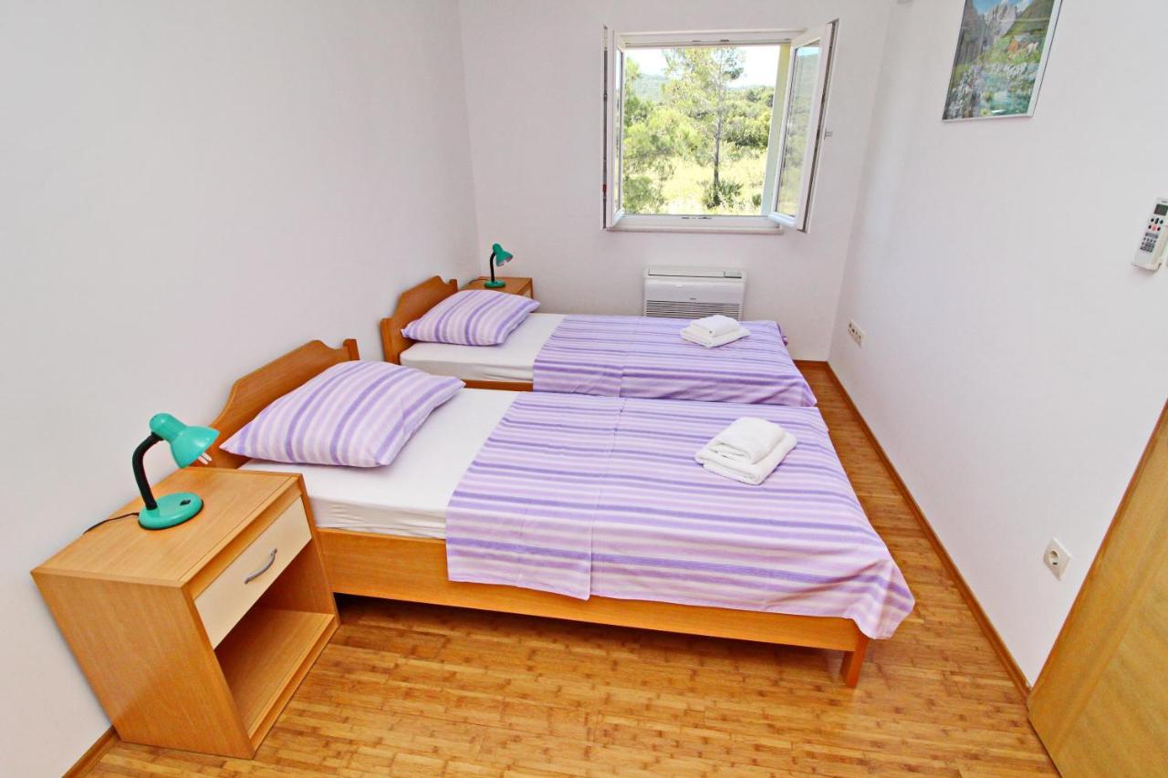Apartments Gusti ดราเช ภายนอก รูปภาพ